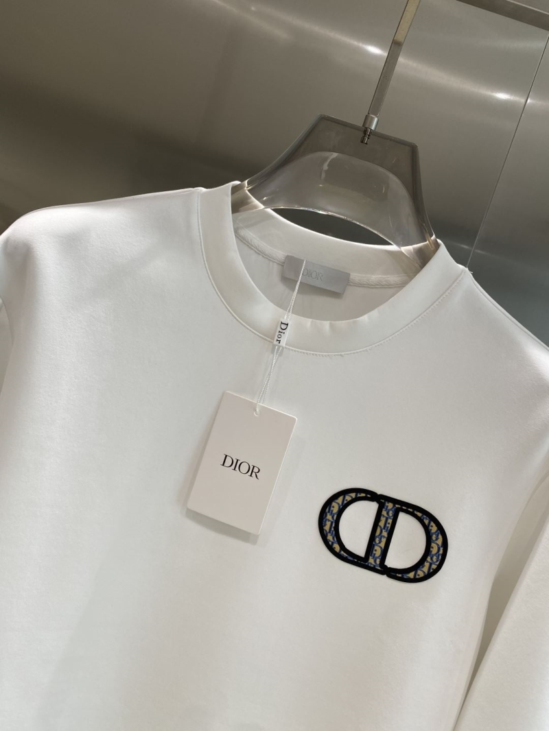 chr1st1an D10r t-shirts